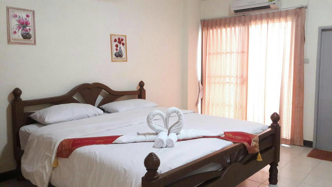Veerasuda Condotel Ratchaburi Екстериор снимка